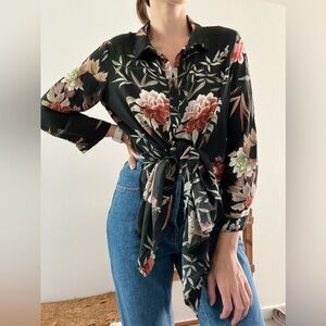 ZARA  Long Sleeve button down Floral Blouse